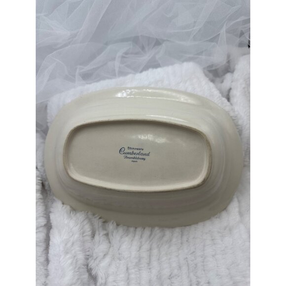 Cumberland Brambleberry Stoneware Oval Serving Dish 10 Inch - Picture 3 of 11